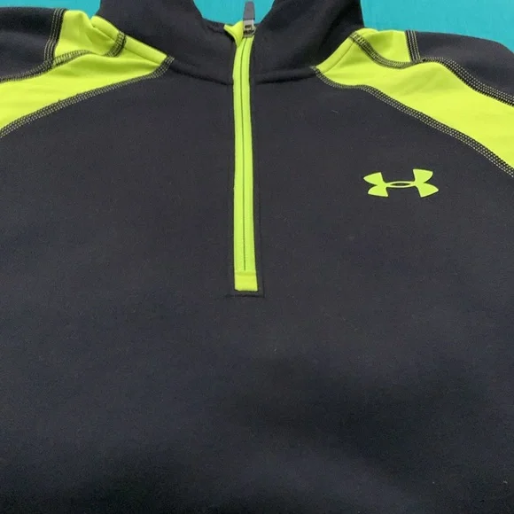 Cold gear. Great for cold weather. Winter outdoor sports. - Picture 3 of 3